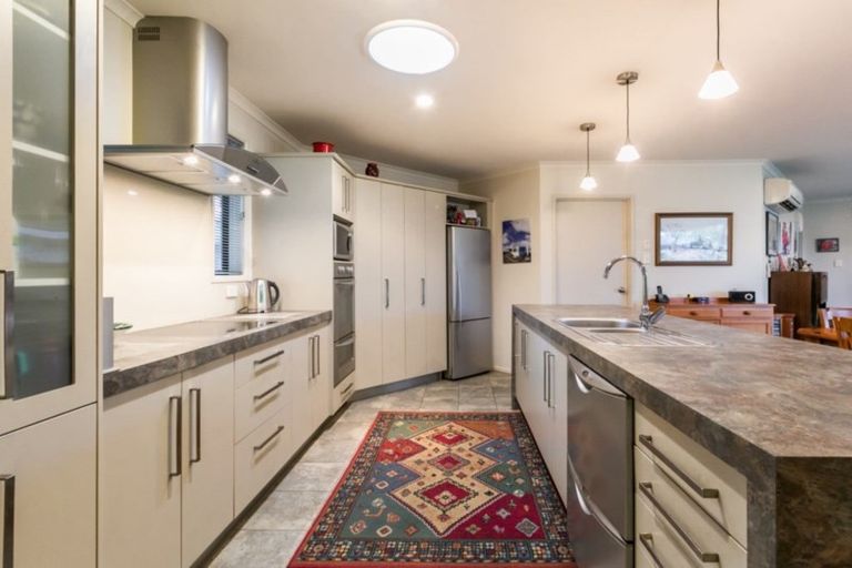 Photo of property in 29 Palmbrook Avenue, Havelock North, 4130
