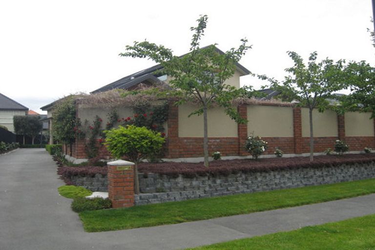 Photo of property in 28 Glasnevin Drive, Casebrook, Christchurch, 8051