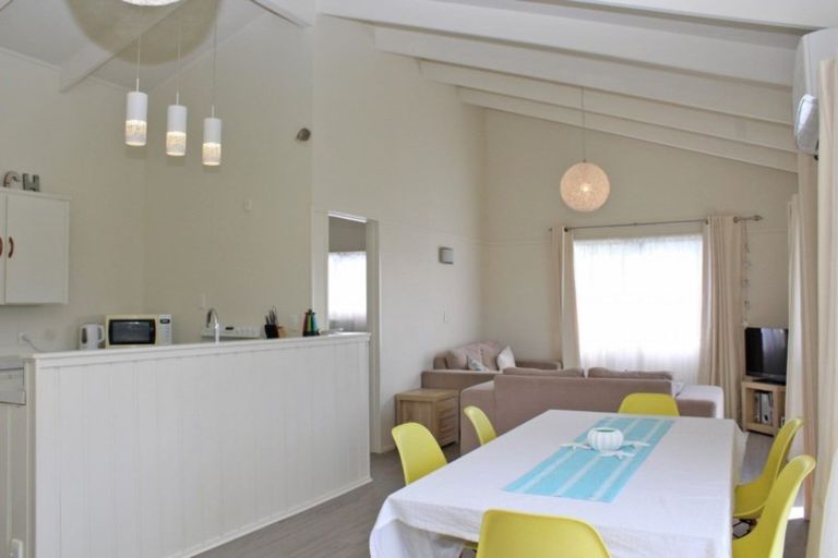 Photo of property in 3 Norfolk Place, Tairua, 3508