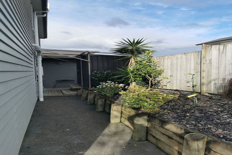 Photo of property in 28 Harris Drive, Silverdale, 0932