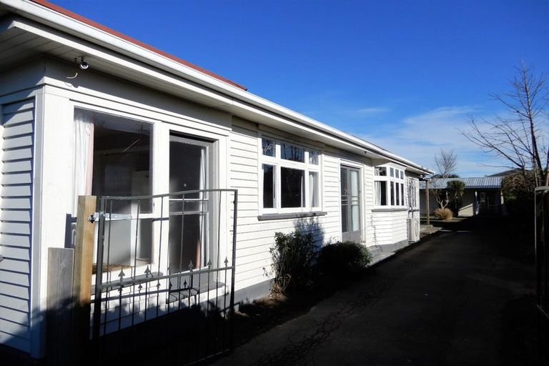 Photo of property in 87 Rattray Street, Riccarton, Christchurch, 8041