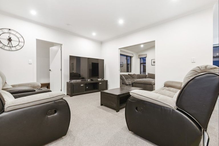 Photo of property in 48 The Meadows Drive, Flagstaff, Hamilton, 3210