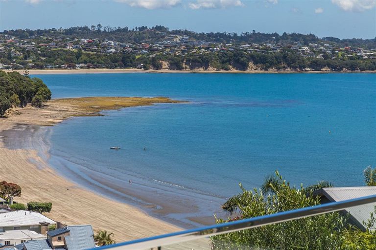 Photo of property in 1114 Whangaparaoa Road, Tindalls Beach, Whangaparaoa, 0930