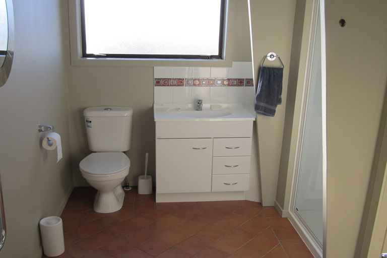 Photo of property in 23 Rowena Crescent, Motuoapa, Turangi, 3382