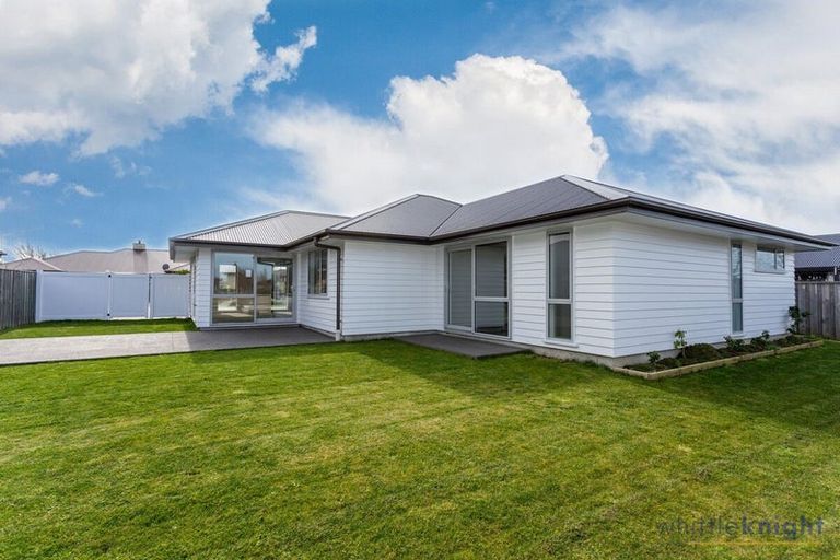 Photo of property in 35 Blackadder Road, Pegasus, 7612