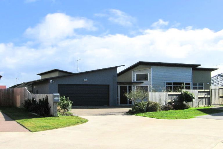 Photo of property in 11 Stratford Place, Huntington, Hamilton, 3210