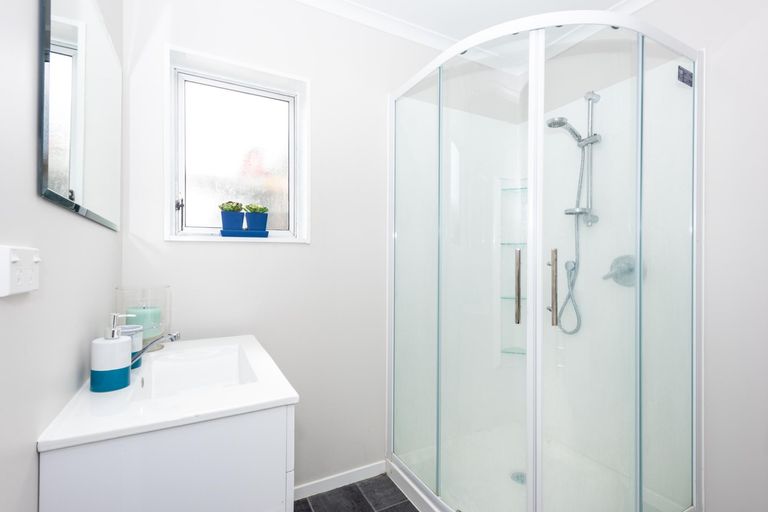 Photo of property in 22 Wallis Road, Kaiti, Gisborne, 4010