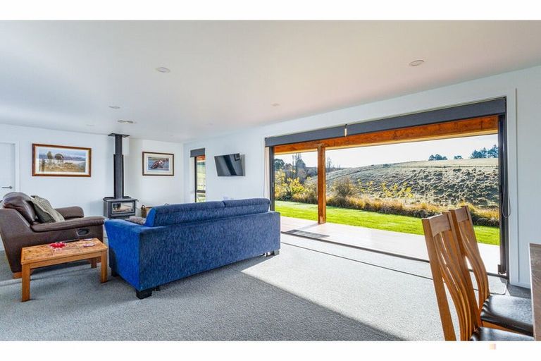 Photo of property in 56 Greenvale Road, Geraldine, 7991