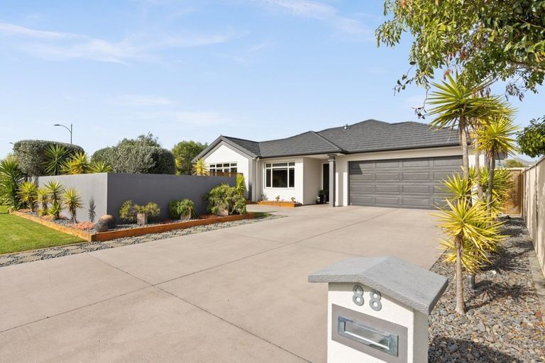 Photo of property in 88 Brookvale Road, Havelock North, 4130