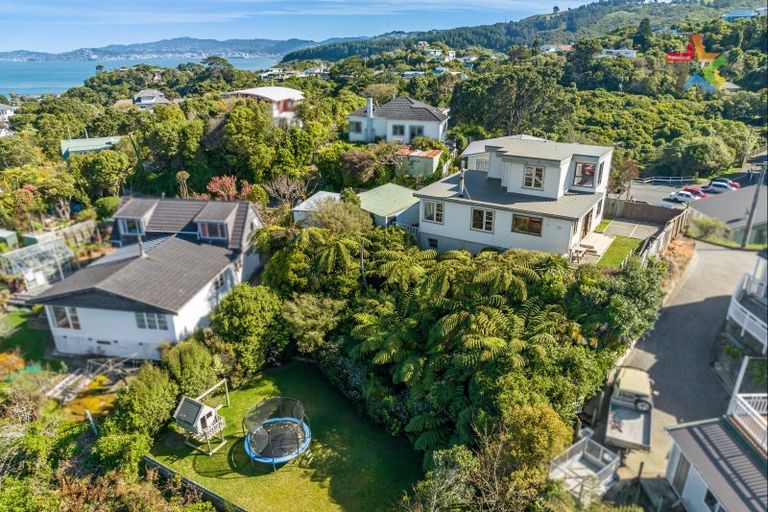 Photo of property in 4 Akatea Road, Korokoro, Lower Hutt, 5012