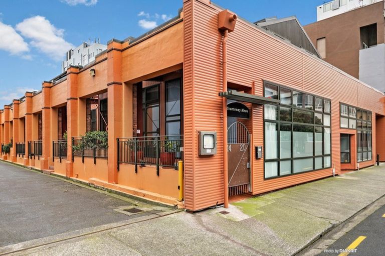 Photo of property in 8/14 Alpha Street, Te Aro, Wellington, 6011