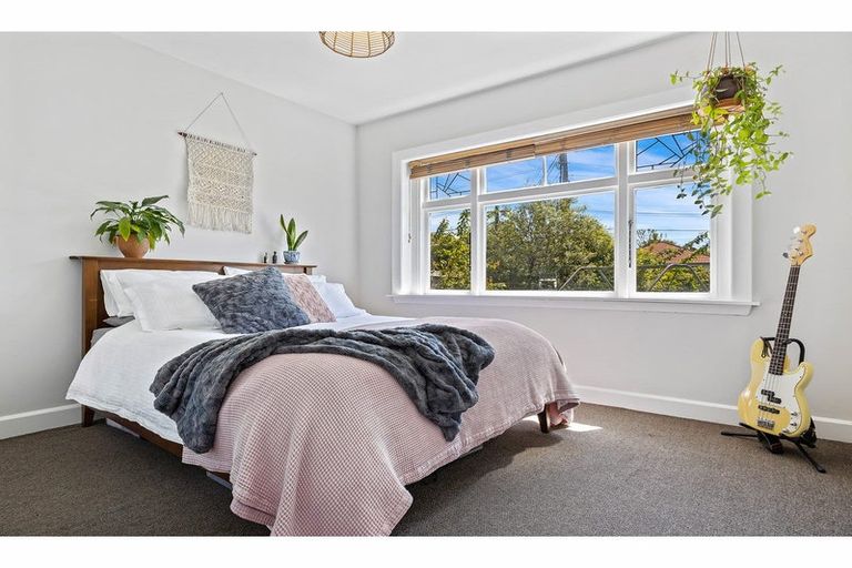 Photo of property in 14 Deyell Crescent, Sydenham, Christchurch, 8023