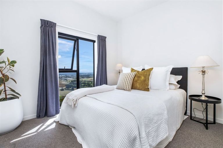 Photo of property in 170 Penruddock Rise, Westmorland, Christchurch, 8025