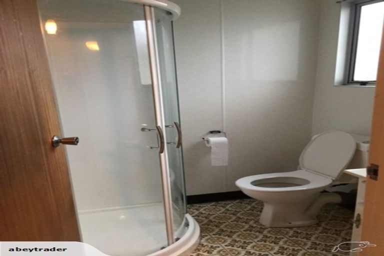 Photo of property in 150a Dowse Drive, Maungaraki, Lower Hutt, 5010