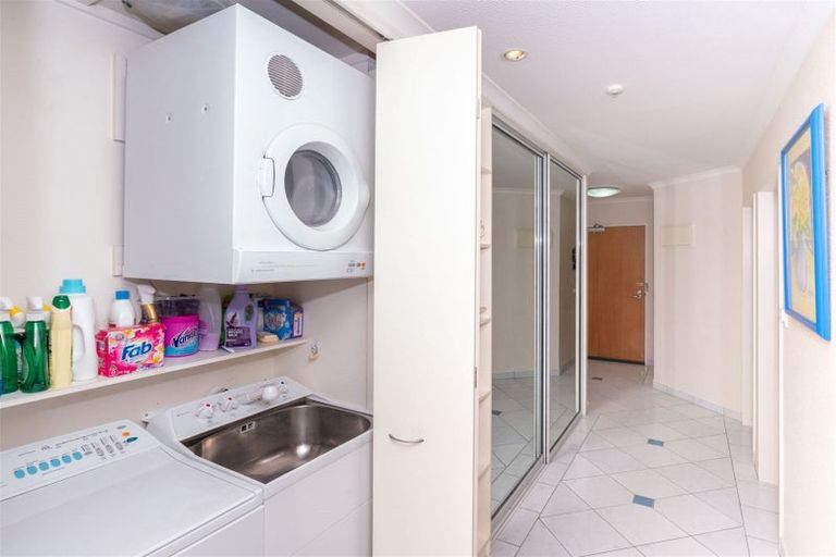 Photo of property in Ocean Apartments, 44-46 Marine Parade, Paraparaumu Beach, Paraparaumu, 5032