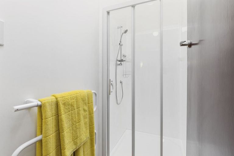 Photo of property in 2 Ngaio Street, Eastbourne, Lower Hutt, 5013