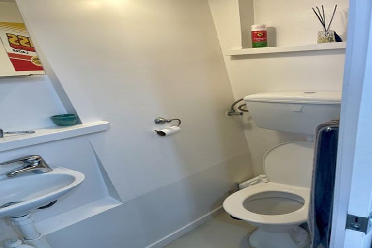 Photo of property in 47a Aro Street, Aro Valley, Wellington, 6021