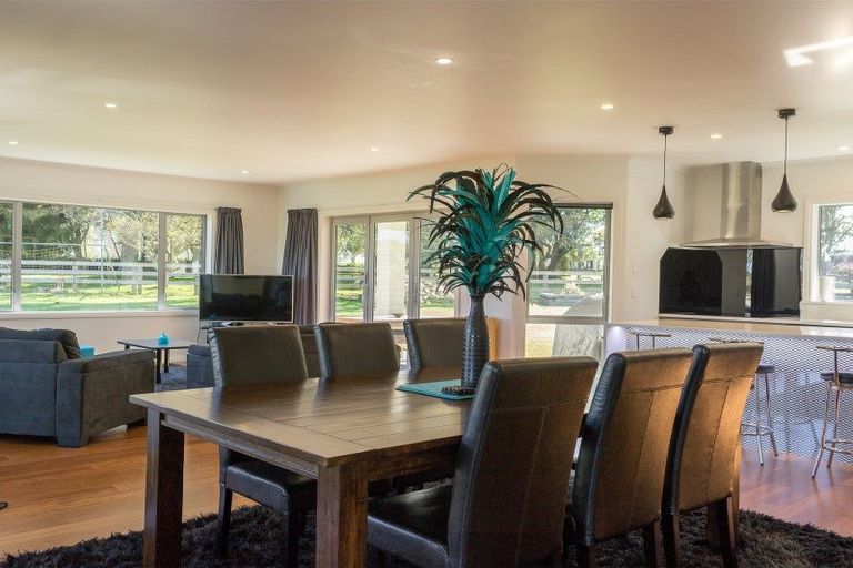 Photo of property in 24 Wakefield Road, Levin, 5571