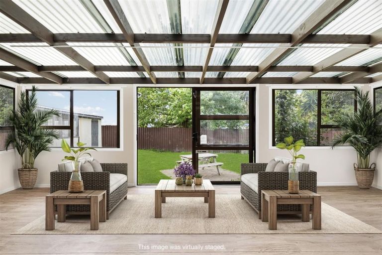 Photo of property in 18 Balloch Street, Randwick Park, Auckland, 2105