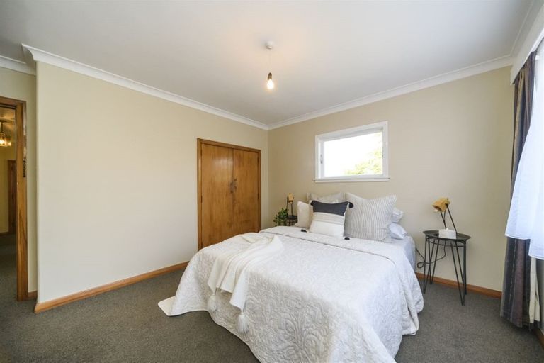 Photo of property in 22 Park Road, West End, Palmerston North, 4412