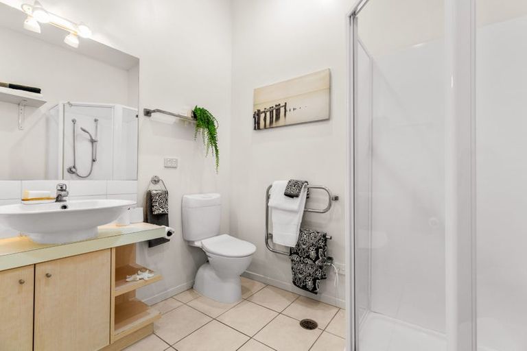 Photo of property in 1/206 Manuka Road, Bayview, Auckland, 0629