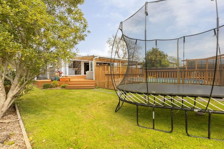 Photo of property in 11 Fincham Road, Raumati Beach, Paraparaumu, 5032