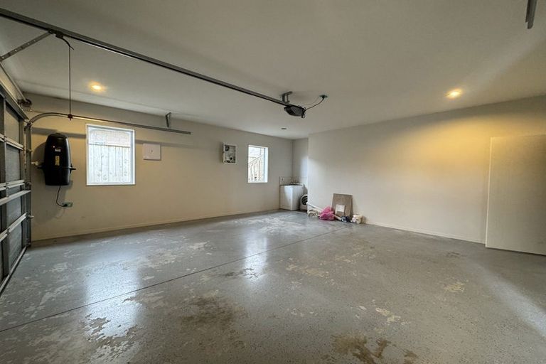 Photo of property in 39 Travis View Drive, Fairview Heights, Auckland, 0632