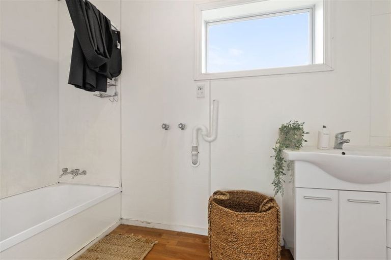 Photo of property in 46 Hopkins Street, Woolston, Christchurch, 8023