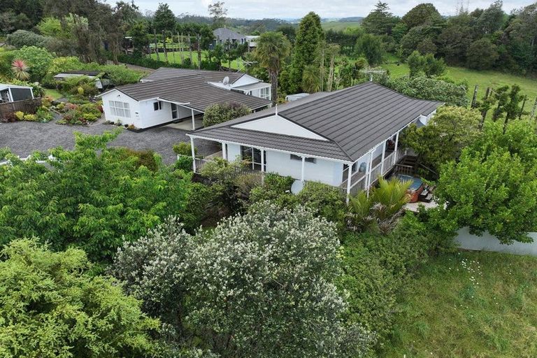 Photo of property in 27 Tanekaha Lane, Kerikeri, 0294