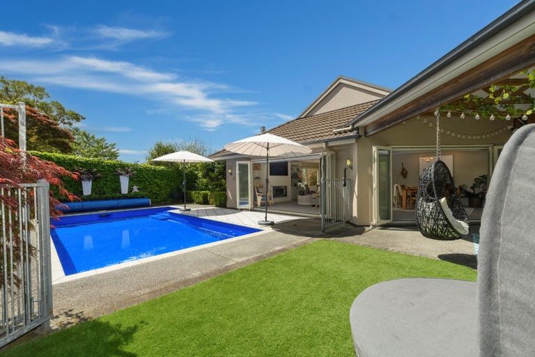 Photo of property in 14 Kenmure Place, Bethlehem, Tauranga, 3110