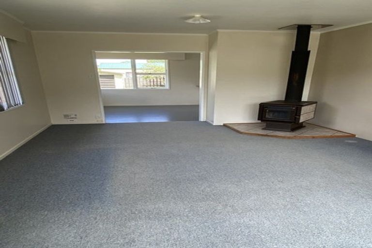 Photo of property in 32 Crawford Crescent, Te Kamo, Whangarei, 0112