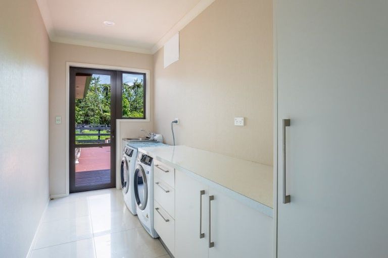 Photo of property in 1058 Mangorei Road, Mangorei, New Plymouth, 4371