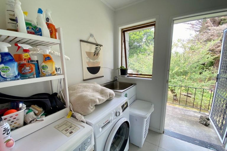 Photo of property in 34 Kelman Road, Kelston, Auckland, 0602