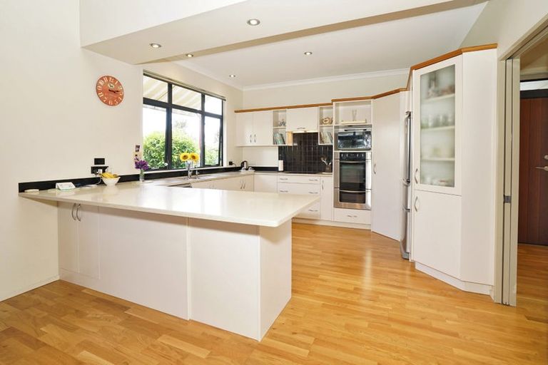 Photo of property in 21 Glen Cree Avenue, Rototuna, Hamilton, 3210