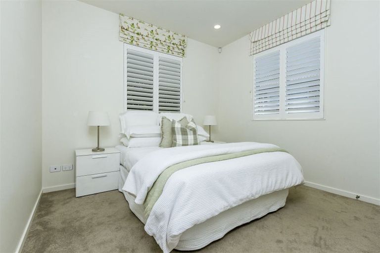 Photo of property in 48 Holland Road, Hillcrest, Auckland, 0627