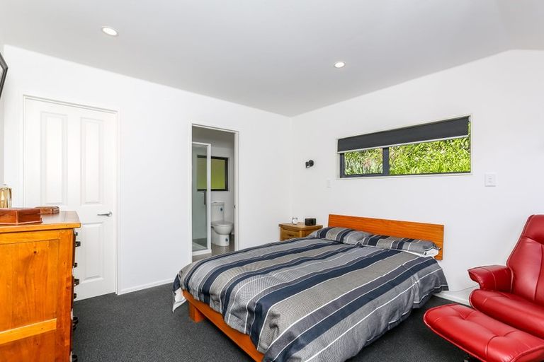 Photo of property in 3 Park View, Ferndale, New Plymouth, 4310