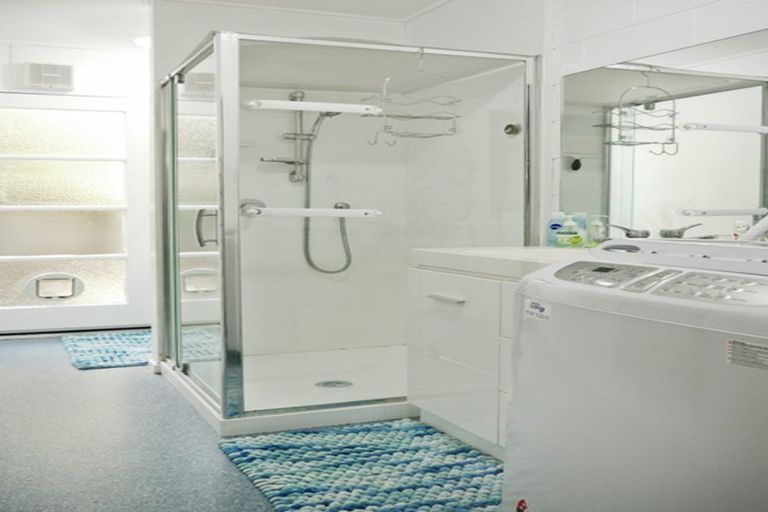 Photo of property in 3/12 Thornley Street, Titahi Bay, Porirua, 5022