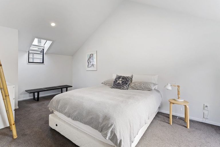 Photo of property in 2/388 Montreal Street, Christchurch Central, Christchurch, 8013