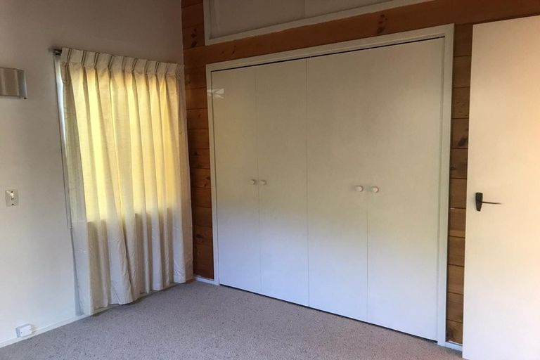 Photo of property in 104 Winara Avenue, Waikanae, 5036