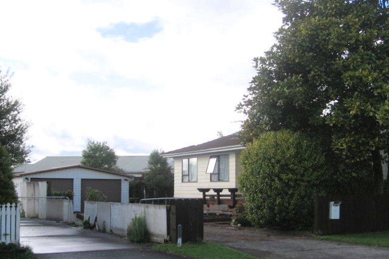 Photo of property in 6 Pharoah Place, Pomare, Rotorua, 3015