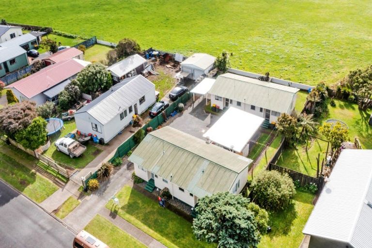 Photo of property in 60 Hume Street, Waitara, 4320