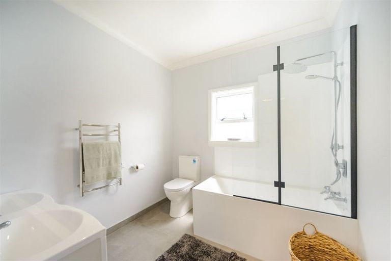 Photo of property in 29 Limbrick Street, Terrace End, Palmerston North, 4410