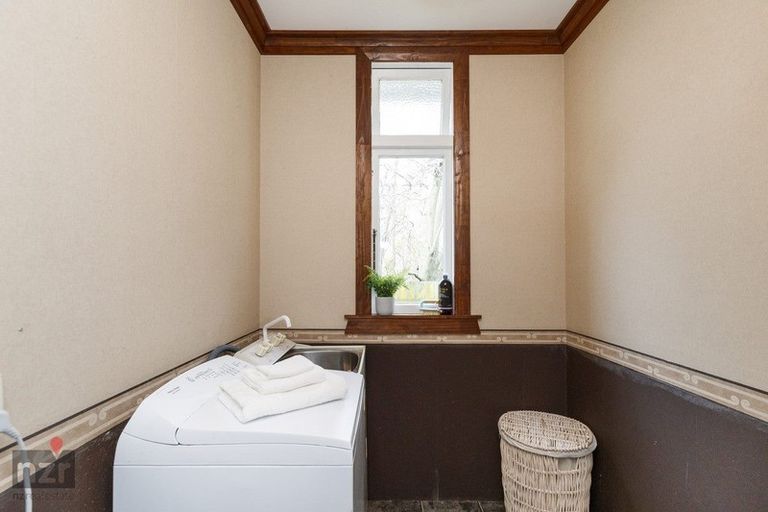 Photo of property in 16 Pirinoa Street, Feilding, 4702