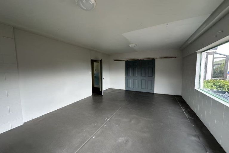 Photo of property in 10 Bendale Place, Papatoetoe, Auckland, 2025