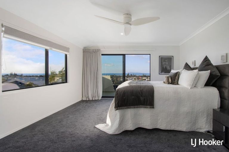 Photo of property in 33 The Crescent, Waihi Beach, 3611