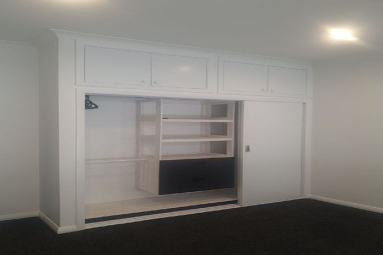 Photo of property in 14 Golf Road, Manor Park, Lower Hutt, 5019