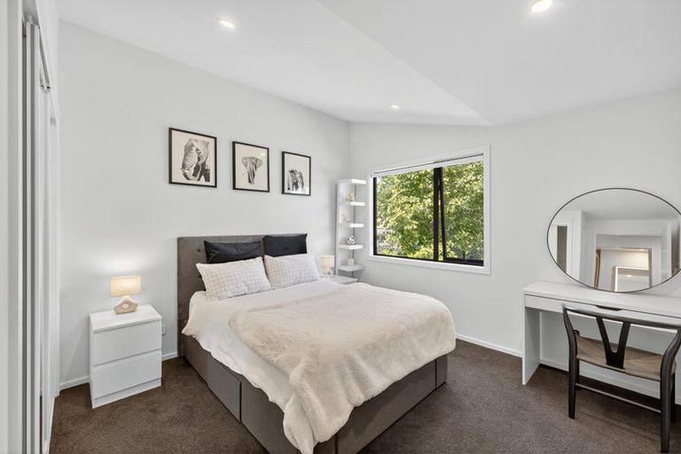 Photo of property in 11a Weston Road, St Albans, Christchurch, 8052