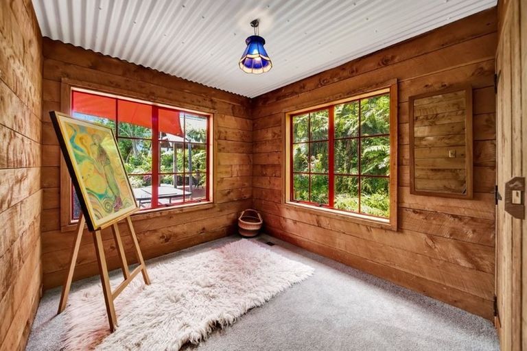 Photo of property in 22b Sequoia Grove, Merrilands, New Plymouth, 4312