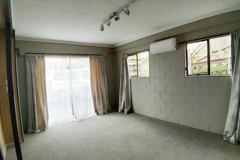 Photo of property in 1/107 John Downs Drive, Browns Bay, Auckland, 0630
