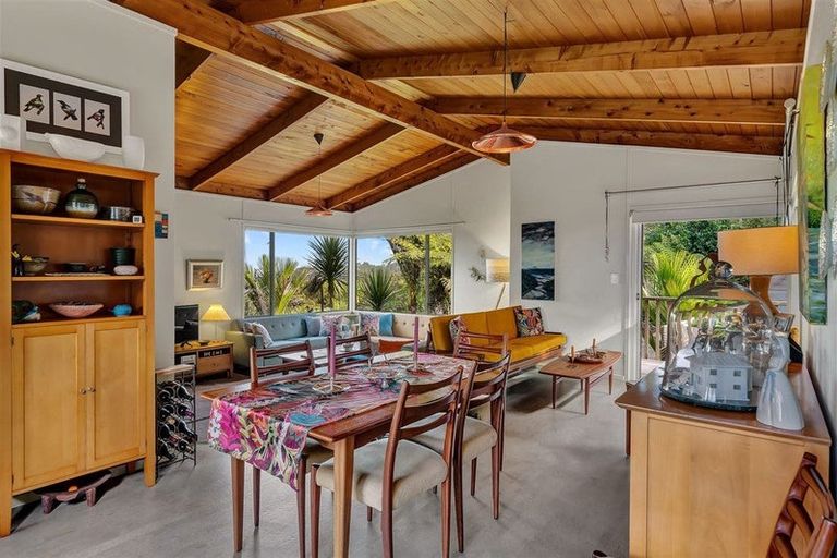 Photo of property in 12 Kereru Grove, Greenhithe, Auckland, 0632